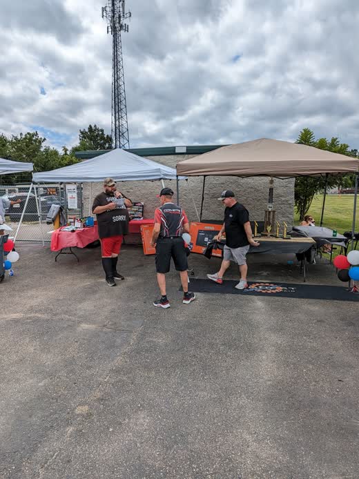 Honest Auto Repair Car Show 2023 photo 42