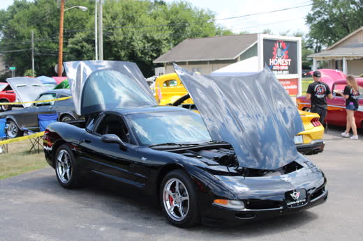 Honest Auto Repair Car Show 2024 photo 37