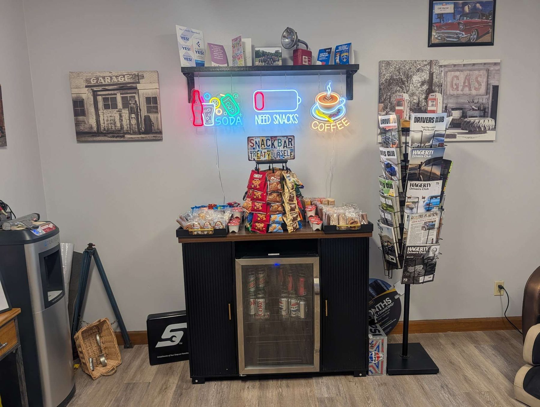 Honest Auto Repair snack bar with coffee, sodas, and treats in the waiting area